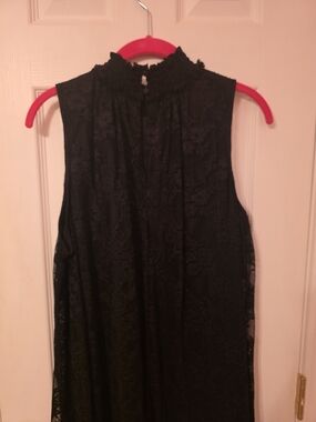 torrid Black Lace Sleeveless Mock-Neck Camisole